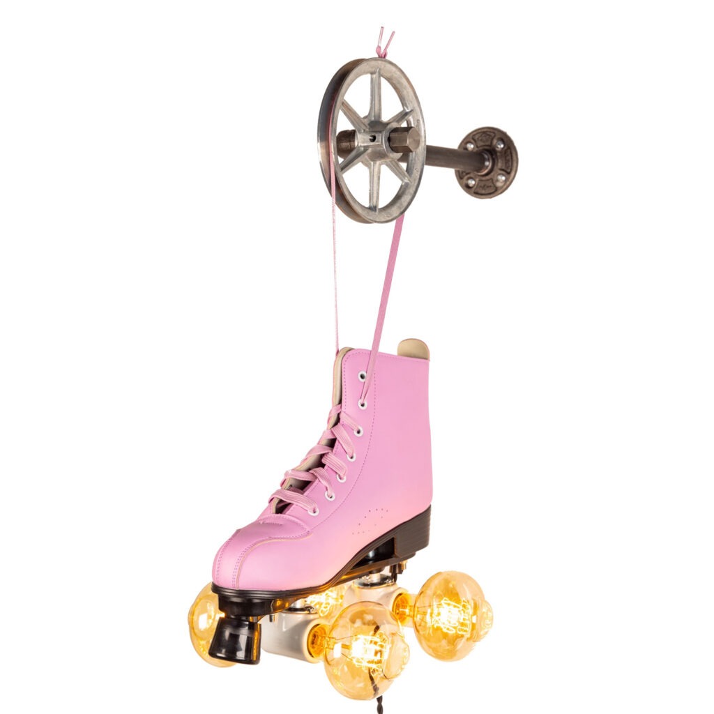 Roller Skate Light with Pulley (Pink) WHISKERTIN